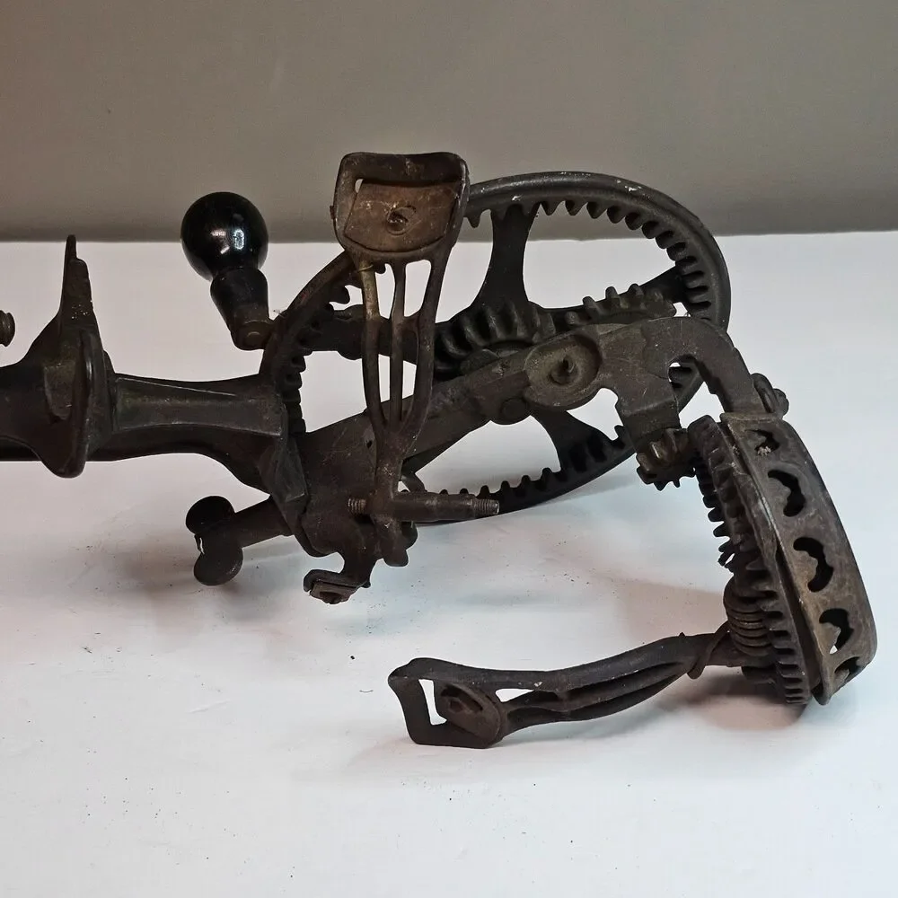 Vtg Cast Iron Apple Peeler Reading Hardware Co '78 PA Keystone Primitive Decor